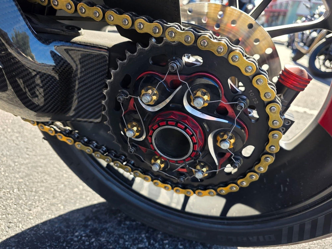 Why Riders Recommend Upgrading Motorcycle Rear Sprocket Nuts to Titanium