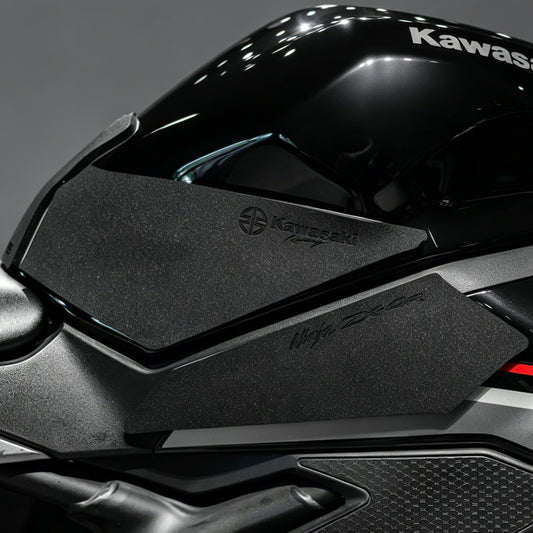 Kawasaki ZX-4R High-Performance Tank Grip Pads Thickened Anti-Slip Protection Decals Motorcycle Accessories